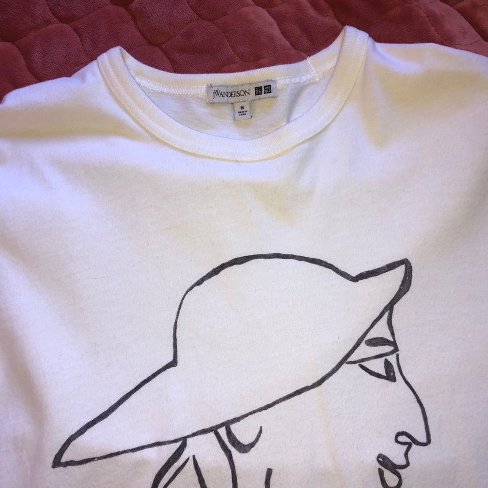Uni Qlo tee